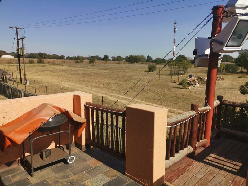 3 Bedroom Property for Sale in Knopjeslaagte Gauteng