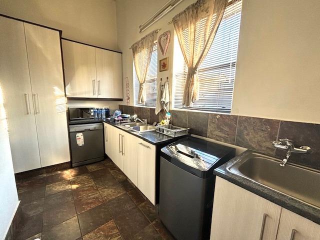 3 Bedroom Property for Sale in Meyerton Central Gauteng