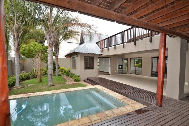 To Let 4 Bedroom Property for Rent in Woodmead Gauteng