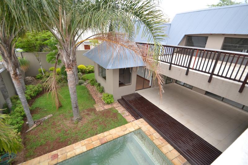 To Let 4 Bedroom Property for Rent in Woodmead Gauteng