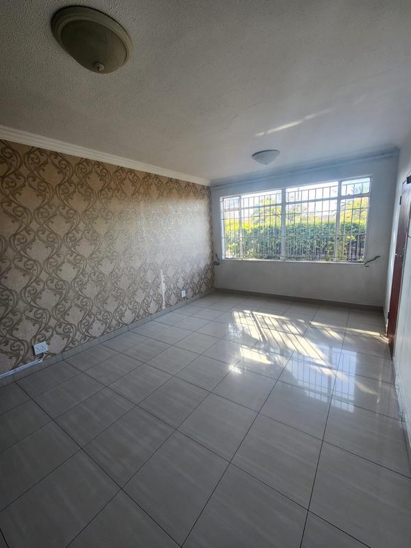 2 Bedroom Property for Sale in Laudium Gauteng