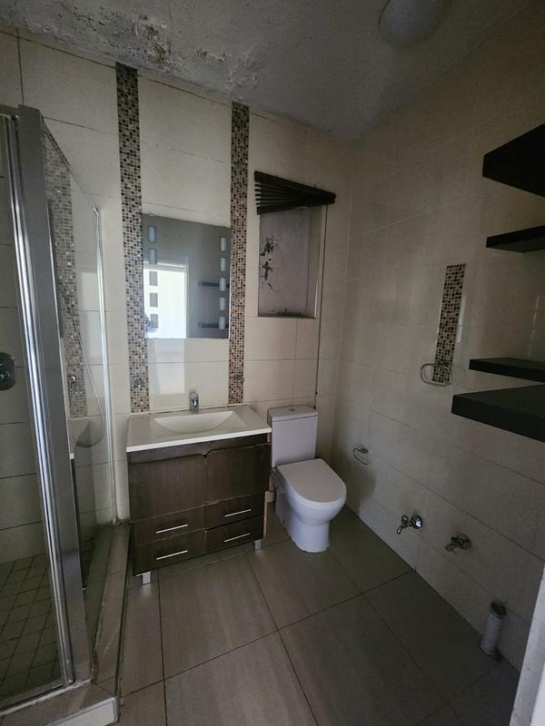 2 Bedroom Property for Sale in Laudium Gauteng