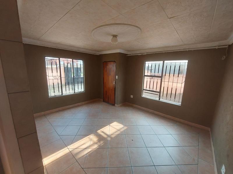 6 Bedroom Property for Sale in Ebony Park Gauteng