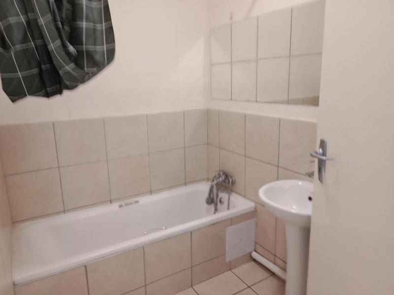 2 Bedroom Property for Sale in Bedford Gardens Gauteng