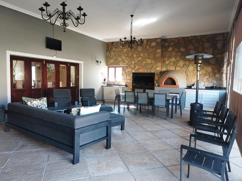 4 Bedroom Property for Sale in Featherbrooke Estate Gauteng