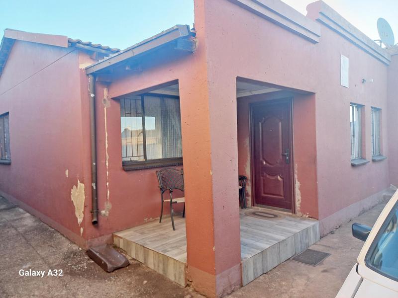 2 Bedroom Property for Sale in Maokeng Gauteng