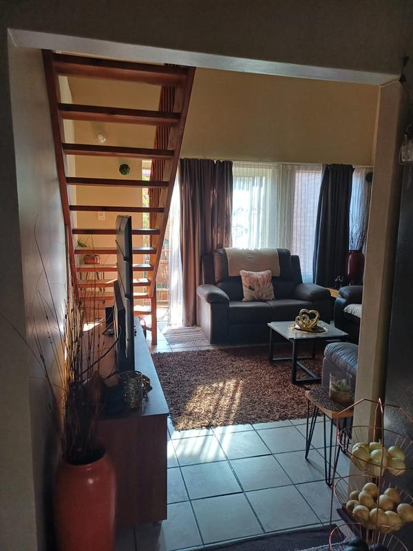 2 Bedroom Property for Sale in La Montagne Gauteng