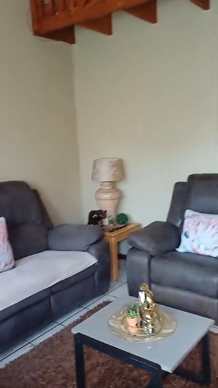 2 Bedroom Property for Sale in La Montagne Gauteng