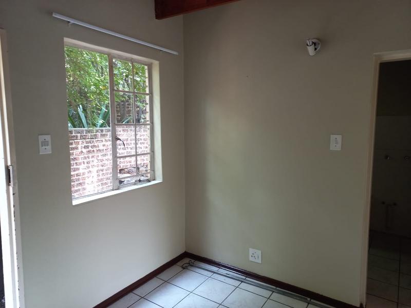 2 Bedroom Property for Sale in La Montagne Gauteng