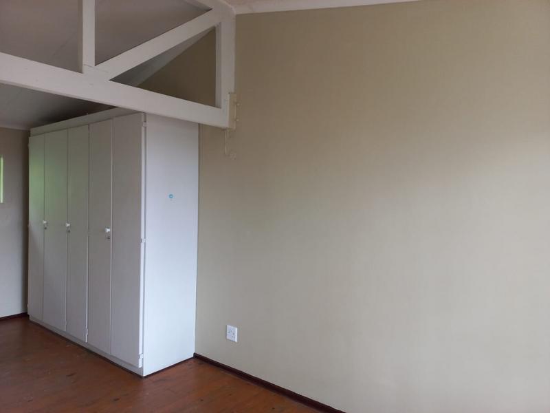 2 Bedroom Property for Sale in La Montagne Gauteng