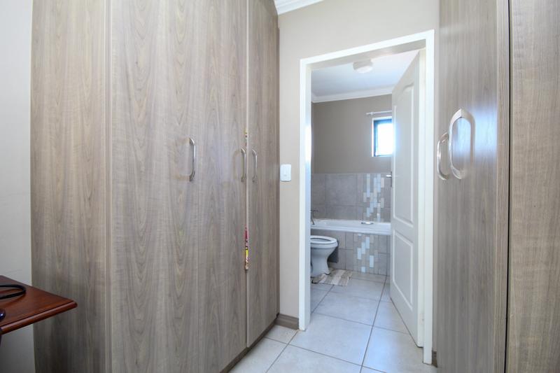 3 Bedroom Property for Sale in Amberfield Gauteng
