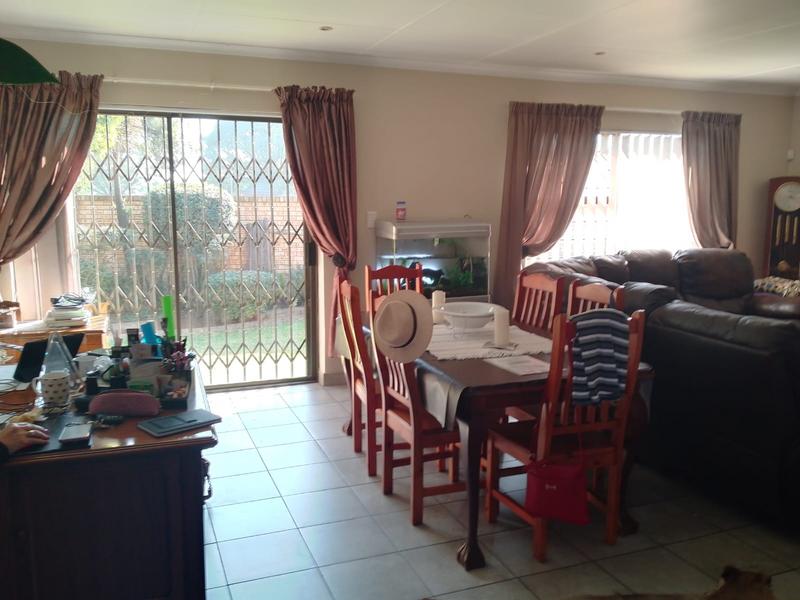 3 Bedroom Property for Sale in Petersfield Gauteng