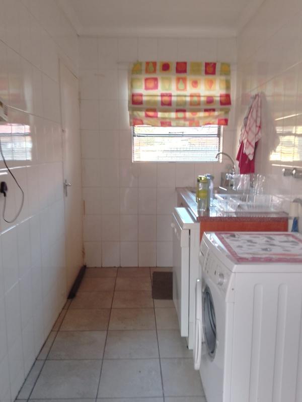 3 Bedroom Property for Sale in Petersfield Gauteng