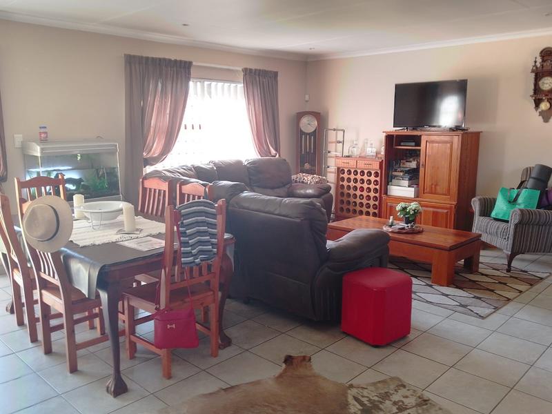 3 Bedroom Property for Sale in Petersfield Gauteng