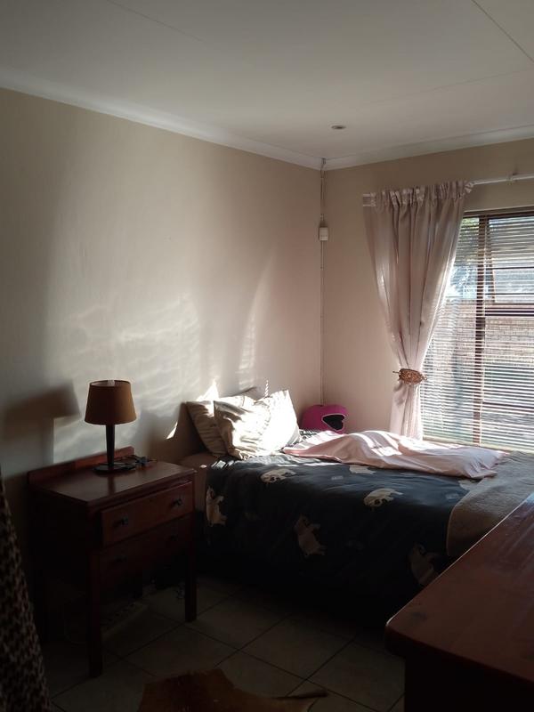 3 Bedroom Property for Sale in Petersfield Gauteng