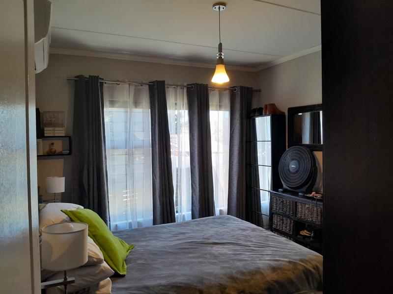 3 Bedroom Property for Sale in Greenstone Hill Gauteng