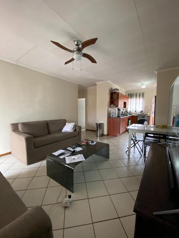 2 Bedroom Property for Sale in Vorna Valley Gauteng