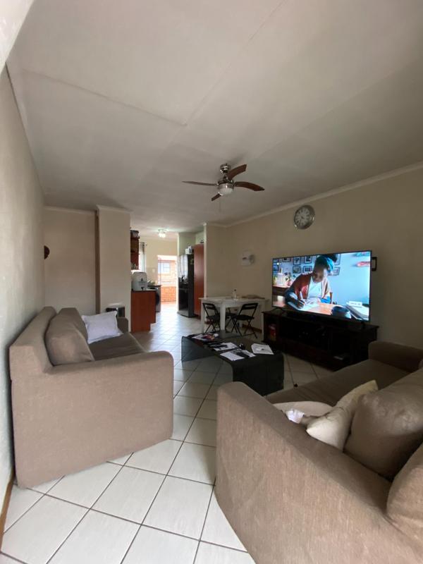 2 Bedroom Property for Sale in Vorna Valley Gauteng