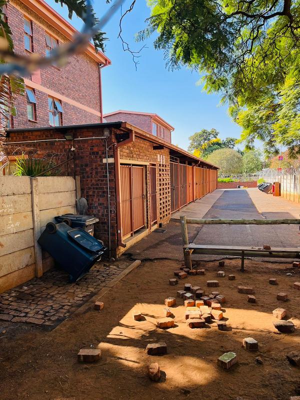 2 Bedroom Property for Sale in Pretoria North Gauteng