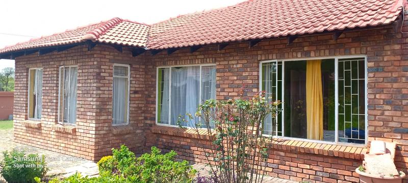 To Let 4 Bedroom Property for Rent in The Orchards Gauteng