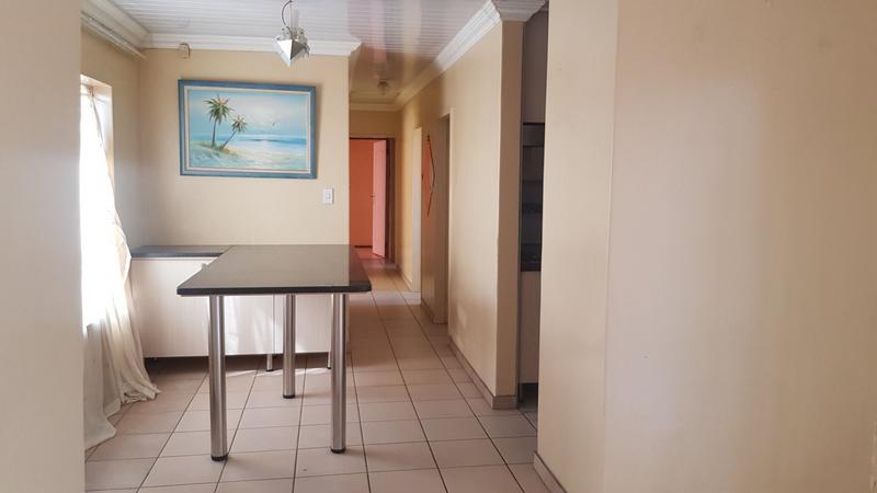 To Let 4 Bedroom Property for Rent in The Orchards Gauteng