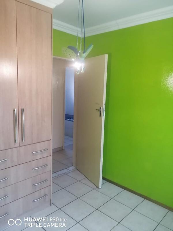 To Let 4 Bedroom Property for Rent in The Orchards Gauteng