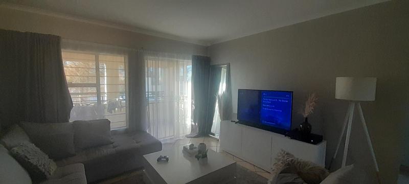 2 Bedroom Property for Sale in Raslouw A H Gauteng