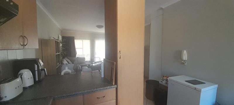 2 Bedroom Property for Sale in Raslouw A H Gauteng