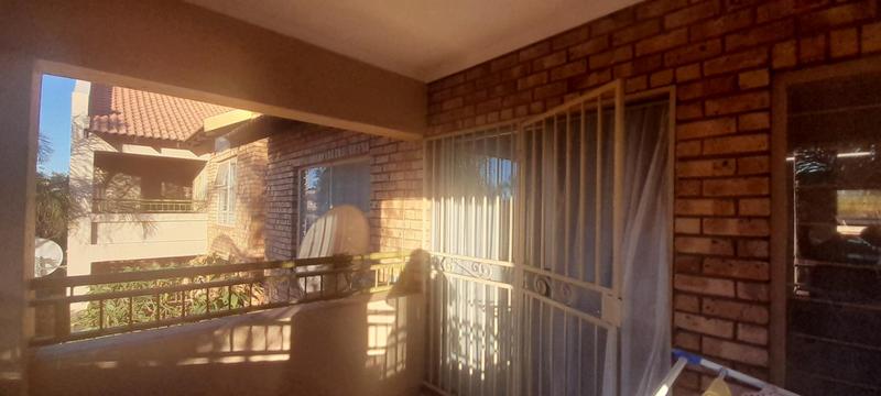 2 Bedroom Property for Sale in Raslouw A H Gauteng