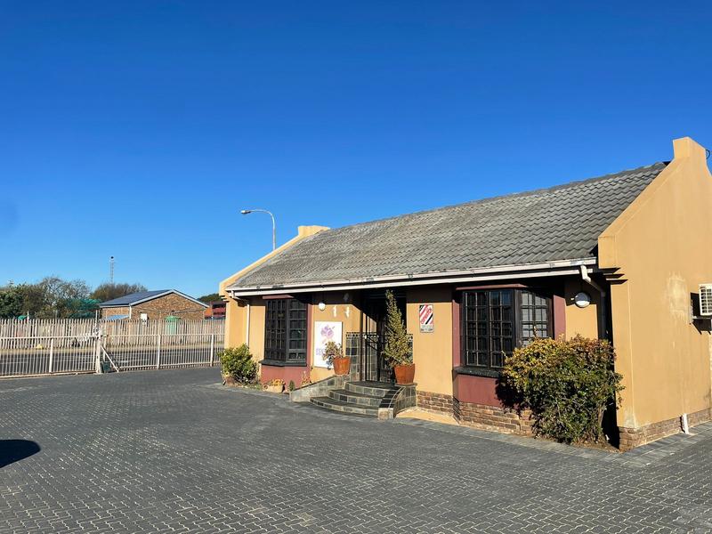 To Let commercial Property for Rent in Wierda Park Gauteng