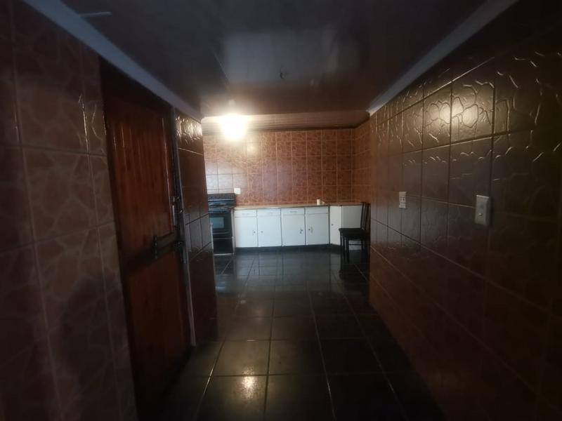 To Let 3 Bedroom Property for Rent in Daveyton Gauteng