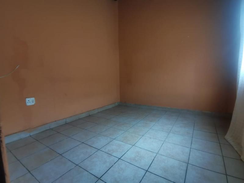 To Let 3 Bedroom Property for Rent in Daveyton Gauteng