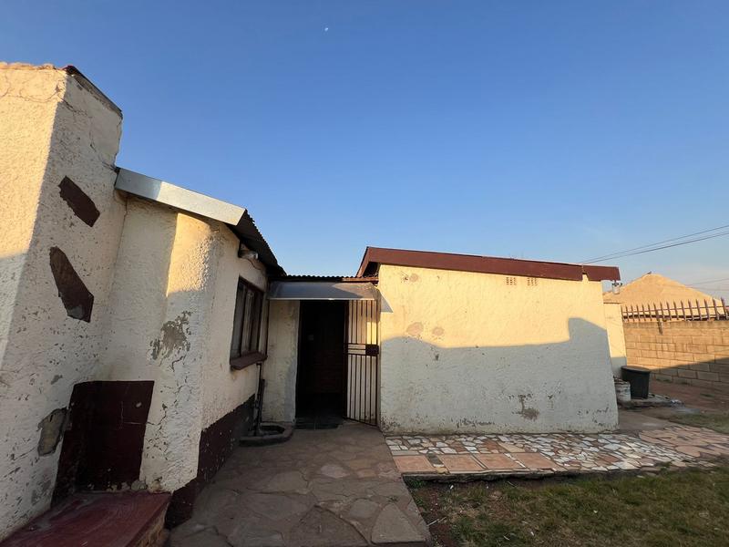 To Let 3 Bedroom Property for Rent in Daveyton Gauteng