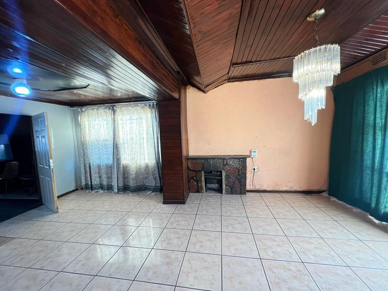 To Let 3 Bedroom Property for Rent in Daveyton Gauteng