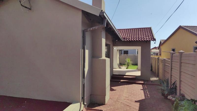 3 Bedroom Property for Sale in Sebokeng Unit 10 Gauteng