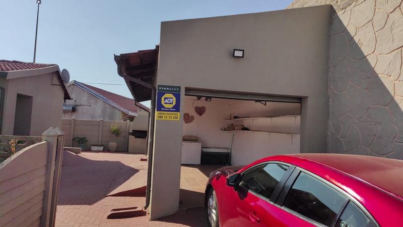 3 Bedroom Property for Sale in Sebokeng Unit 10 Gauteng