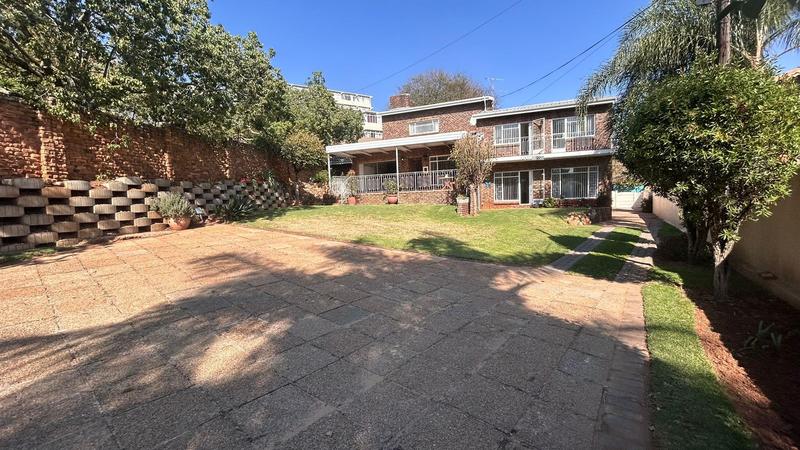 4 Bedroom Property for Sale in Bedfordview Gauteng