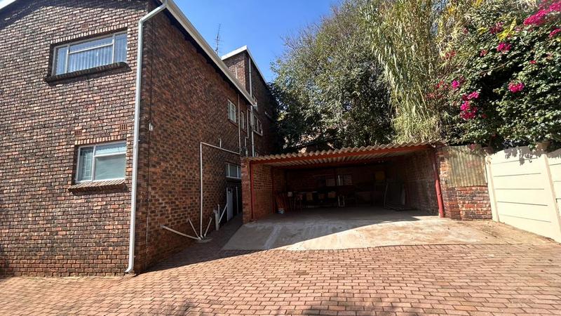 4 Bedroom Property for Sale in Bedfordview Gauteng