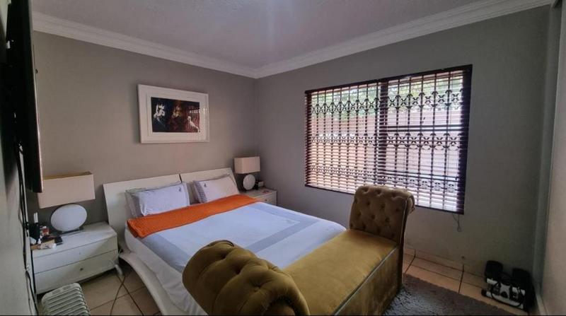 2 Bedroom Property for Sale in Florida Gauteng