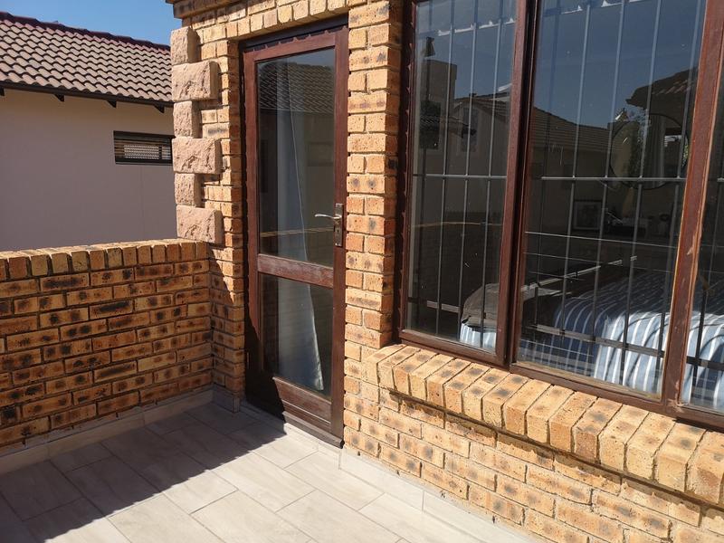 To Let 3 Bedroom Property for Rent in North Riding AH Gauteng