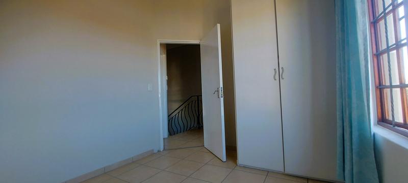 To Let 3 Bedroom Property for Rent in Kengies Gauteng