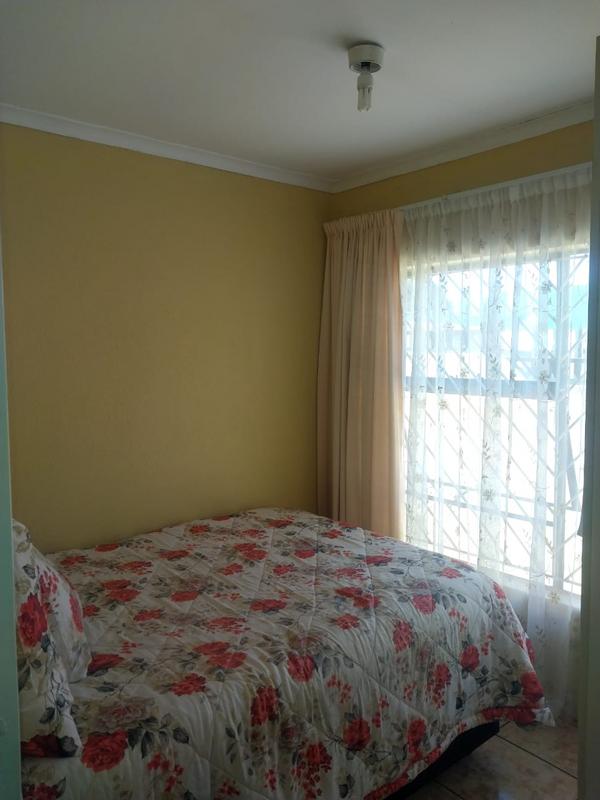 3 Bedroom Property for Sale in Clayville Gauteng