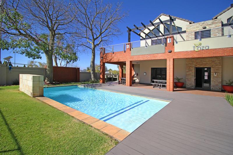 2 Bedroom Property for Sale in Lonehill Gauteng