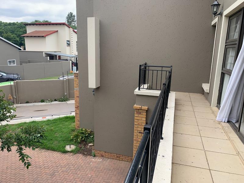 To Let 3 Bedroom Property for Rent in Fourways Gauteng