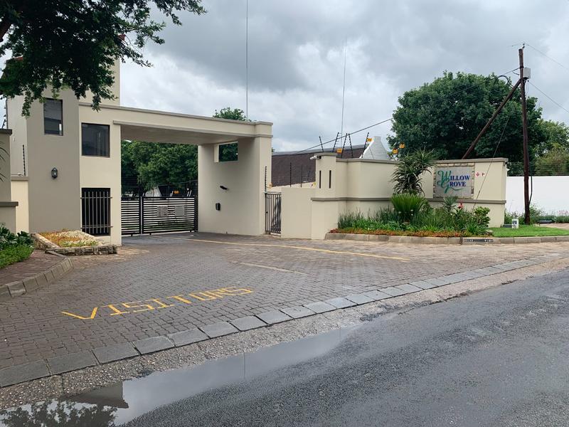 To Let 3 Bedroom Property for Rent in Fourways Gauteng