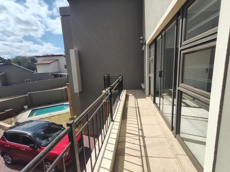 To Let 3 Bedroom Property for Rent in Fourways Gauteng