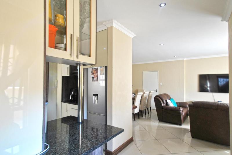 3 Bedroom Property for Sale in Roodekop Gauteng