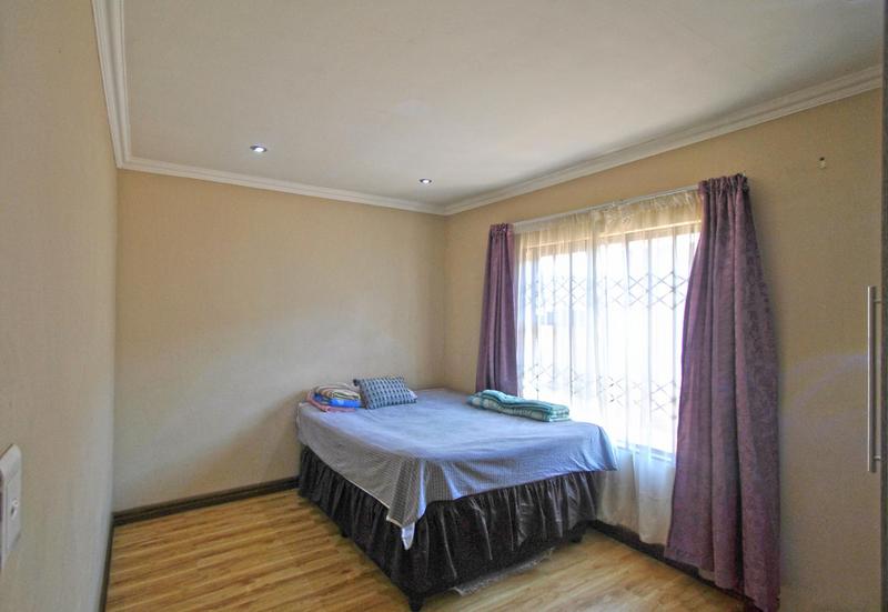 3 Bedroom Property for Sale in Roodekop Gauteng