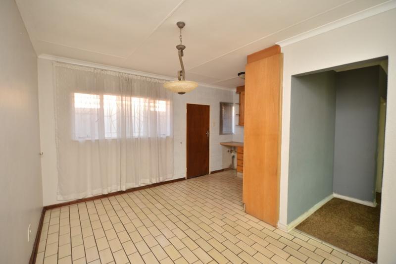 To Let 3 Bedroom Property for Rent in Protea North Gauteng