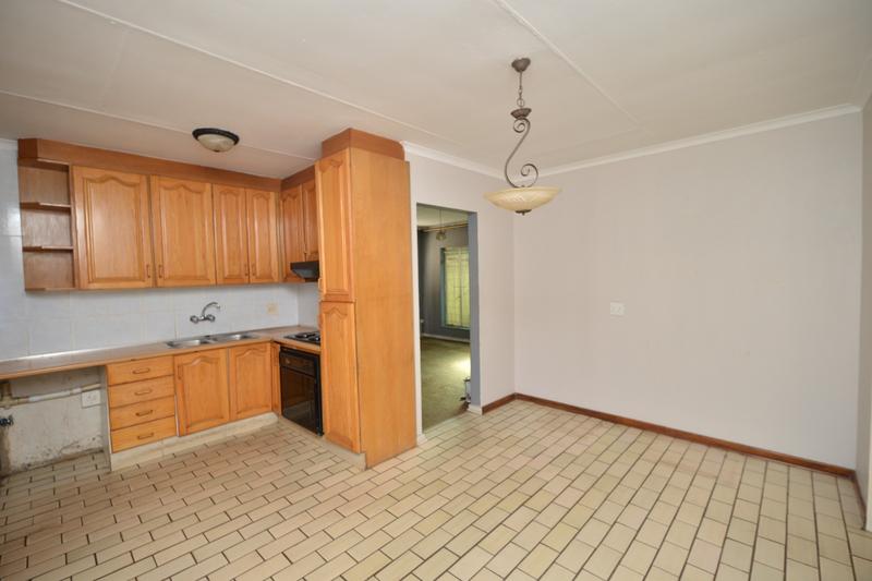 To Let 3 Bedroom Property for Rent in Protea North Gauteng